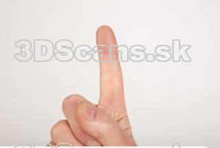 Photo reference of finger 0001